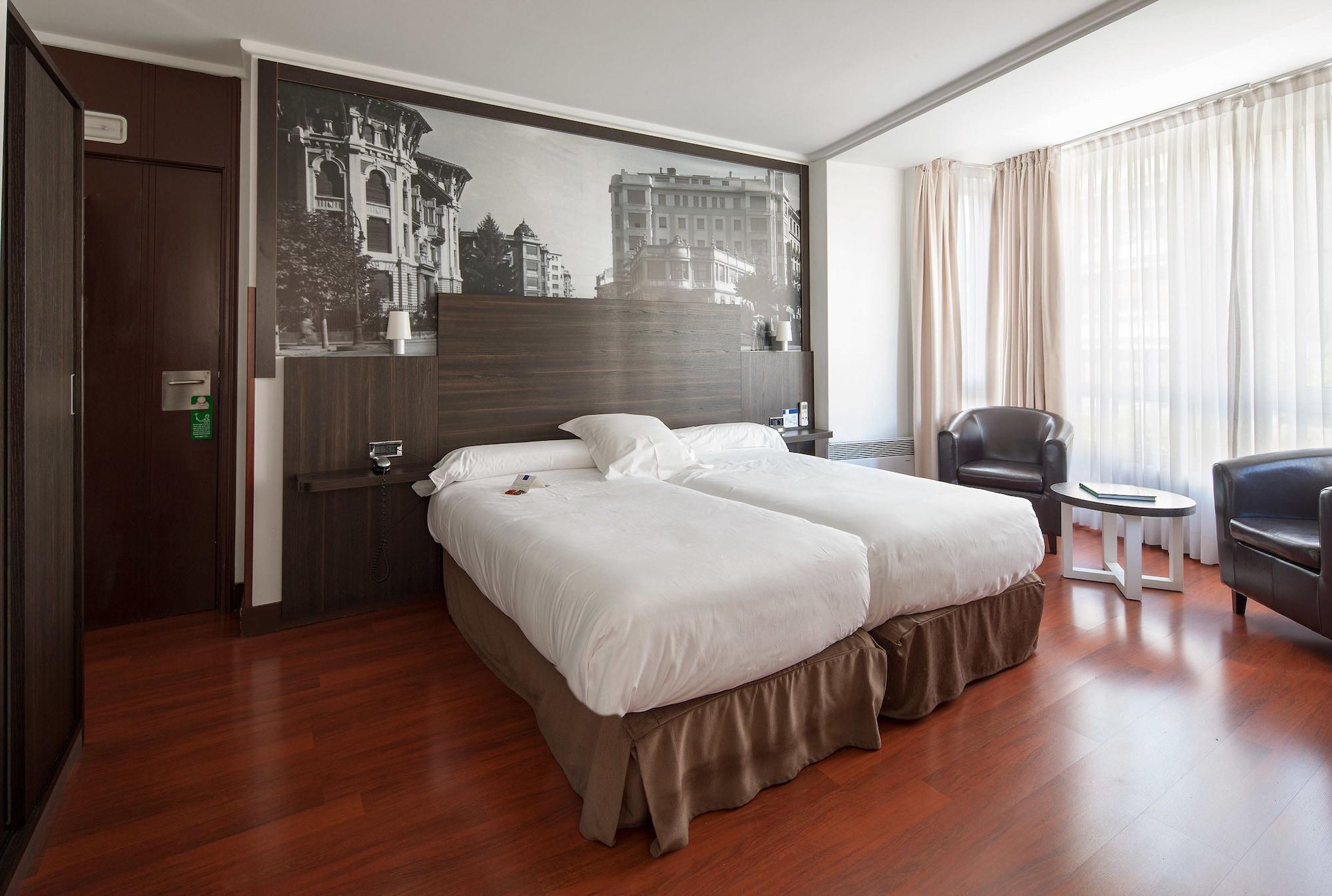 Hotel Yoldi Pamplona Luaran gambar