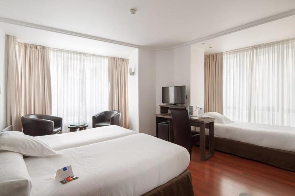 Hotel Yoldi Pamplona Luaran gambar