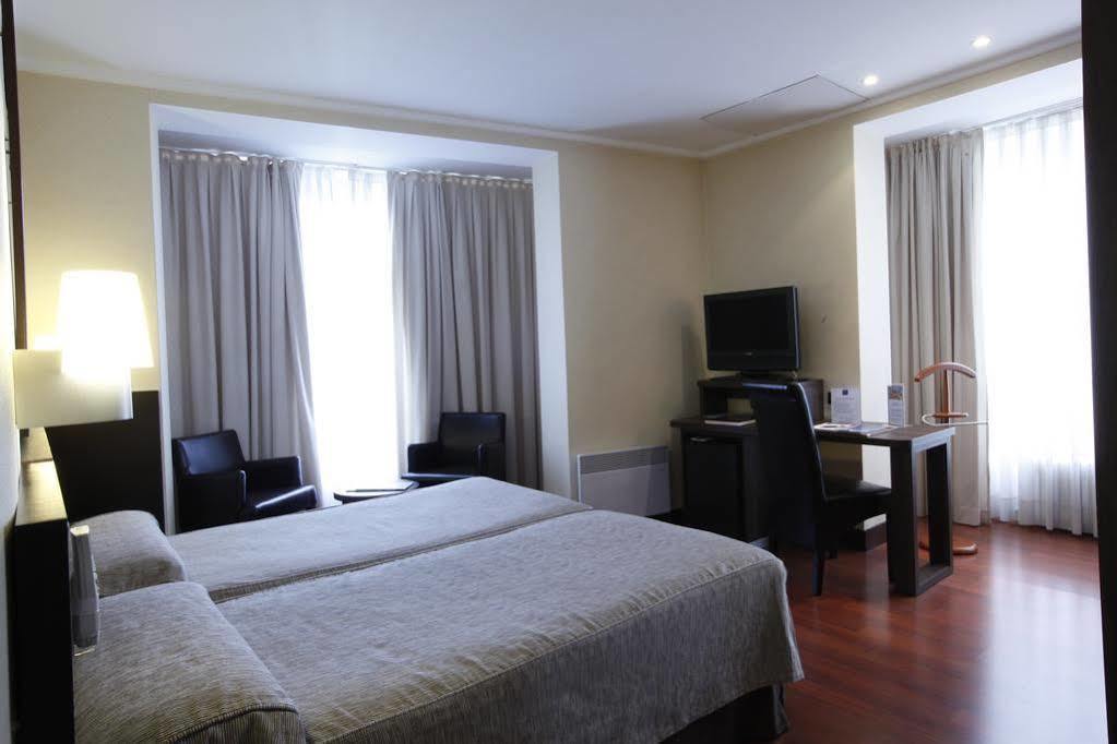 Hotel Yoldi Pamplona Luaran gambar