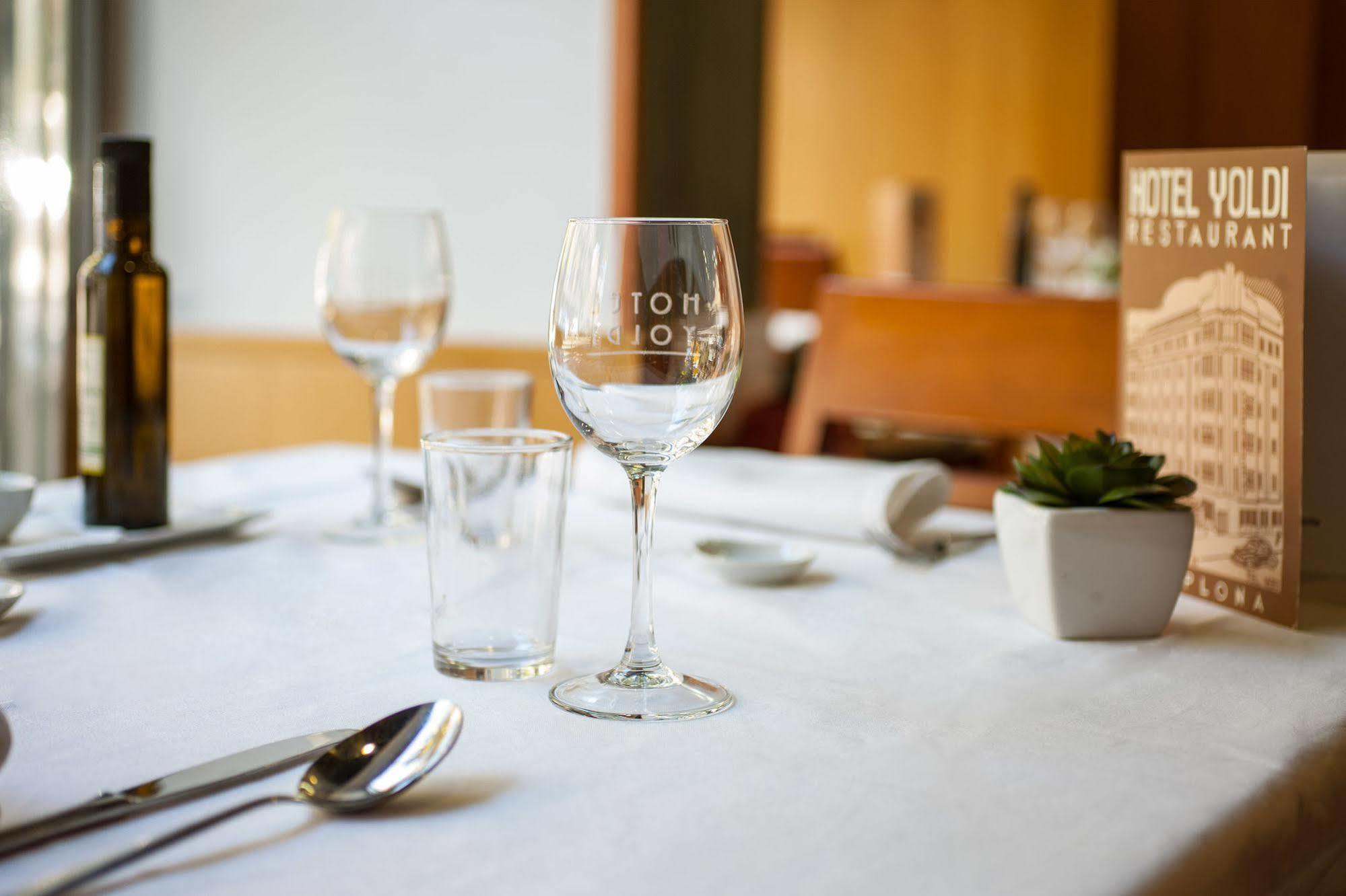 Hotel Yoldi Pamplona Luaran gambar